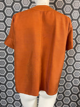 Charger l'image dans la galerie, Haut Yves Saint Laurent rive gauche taille 38