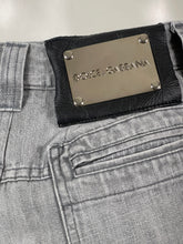 Charger l'image dans la galerie, Jeans gris clair Dolce & Gabbana taille 34