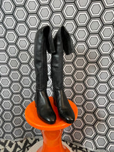 Charger l'image dans la galerie, Cuissardes Alaïa pointure 36