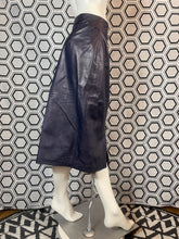 Charger l'image dans la galerie, Jupe en cuir Morabito taille 38