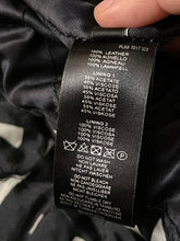 Charger l'image dans la galerie, Veste en cuir noire Paul Smith taille 38