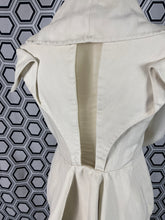 Charger l'image dans la galerie, Veste emblématique Alexander McQueen taille 40