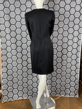 Charger l'image dans la galerie, Robe noire Courrèges taille 42