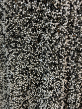 Charger l'image dans la galerie, Superbe robe en perles taille 36 tenue d’opéra