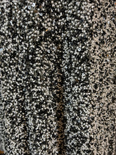 Charger l'image dans la galerie, Superbe robe en perles taille 36 tenue d’opéra