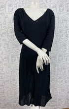 Charger l'image dans la galerie, Robe fluide Valentino taille 44