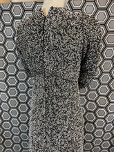 Charger l'image dans la galerie, Superbe robe en perles taille 36 tenue d’opéra