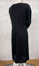 Charger l'image dans la galerie, Robe fluide Valentino taille 44