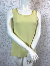 Charger l'image dans la galerie, Débardeur Yves Saint Laurent rive gauche taille 36