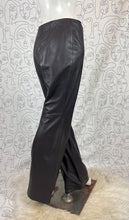 Charger l'image dans la galerie, Pantalon en cuir Mugler taille 36