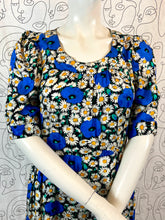 Charger l'image dans la galerie, Superbe robe Yves Saint Laurent taille 42