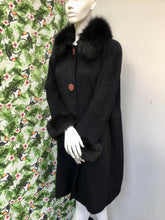Charger l'image dans la galerie, Superbe manteau cachemire et Renard noir taille 36/38