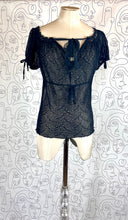 Charger l'image dans la galerie, Haut Jean Paul Gaultier taille 36