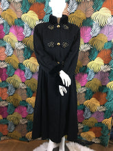 Charger l'image dans la galerie, Superbe manteau Yves Saint Laurent Fourrures taille 42
