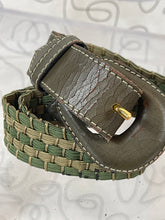 Charger l'image dans la galerie, Ceinture Yves Saint Laurent rive gauche taille 36