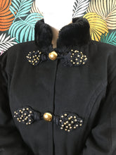 Charger l'image dans la galerie, Superbe manteau Yves Saint Laurent Fourrures taille 42