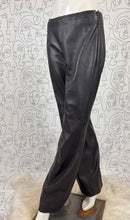Charger l'image dans la galerie, Pantalon en cuir Mugler taille 36