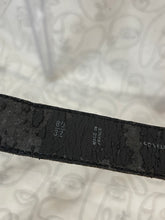 Charger l'image dans la galerie, Ceinture Yves Saint Laurent vintage taille 36