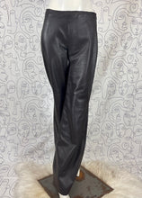 Charger l'image dans la galerie, Pantalon en cuir Mugler taille 36