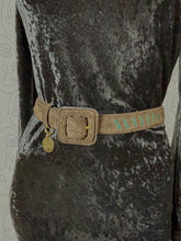 Charger l'image dans la galerie, Ceinture Yves Saint Laurent vintage taille 36