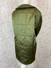 Charger l'image dans la galerie, Manteau matelassé kaki Nina Ricci taille 38