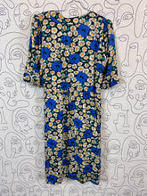 Charger l'image dans la galerie, Superbe robe Yves Saint Laurent taille 42