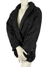 Charger l'image dans la galerie, Ensemble Chantal Thomass en astrakan vintage taille 36
