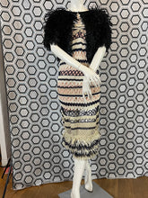Charger l'image dans la galerie, Exceptionnelle et iconique robe Jean Paul Gaultier Raphia taille 36 et son boléro assorti
