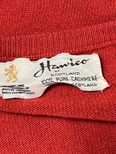 Charger l&#39;image dans la galerie, Gilet Hawico cachemire taille 38
