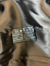 Charger l&#39;image dans la galerie, Incroyable manteau en cuir métallisé doré Salvatore Ferragamo taille 38
