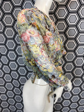 Charger l&#39;image dans la galerie, Chemisier Cacharel en voile taille 40

