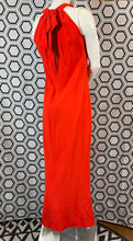 Charger l&#39;image dans la galerie, Robe longue rouge Yves Saint Laurent rive gauche taille 40
