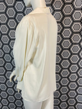 Charger l&#39;image dans la galerie, Chemisier Anne Fontaine taille 38
