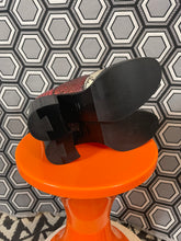 Charger l'image dans la galerie, Sublimes Chaussures en python Miu Miu pointure 36
