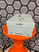 Charger l&#39;image dans la galerie, Escarpins vintage Thierry Mugler pointure 36
