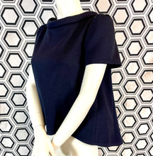 Charger l&#39;image dans la galerie, Haut bleu marine Prada taille 42
