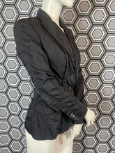 Charger l'image dans la galerie, Veste Yves Saint Laurent rive gauche en soie taille 38

