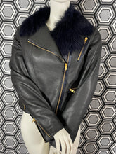 Charger l&#39;image dans la galerie, Blouson en cuir Paul Smith taille 36
