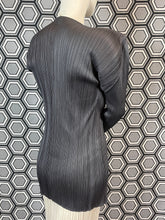 Charger l&#39;image dans la galerie, Veste gris foncé Pleats Please Issey Miyake
