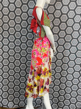 Charger l'image dans la galerie, Superbe robe Christian Lacroix taille 38
