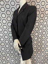 Charger l'image dans la galerie, Veste Issey Miyake taille 36

