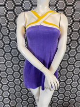 Charger l&#39;image dans la galerie, Haut en éponge Pierre Cardin taille 38
