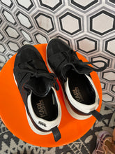Charger l&#39;image dans la galerie, Sneakers Karl Lagerfeld pointure 37
