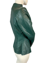 Charger l'image dans la galerie, Veste vintage en cuir Thierry Mugler taille 38
