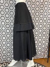 Charger l&#39;image dans la galerie, Jupe longue Yohji Yamamoto taille 38
