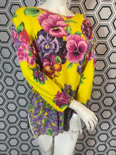 Charger l&#39;image dans la galerie, Haut Versace jeans couture taille 40
