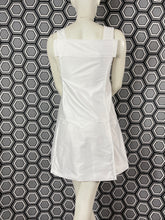 Charger l&#39;image dans la galerie, Robe blanche Courrèges taille 36
