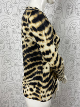 Charger l&#39;image dans la galerie, Haut Max Mara taille 38
