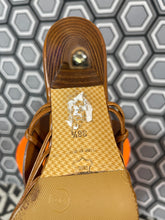 Charger l&#39;image dans la galerie, Paire d’escarpins Michel Perry pointure 36 1/2
