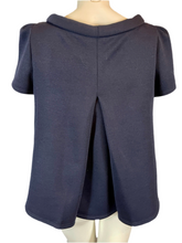 Charger l&#39;image dans la galerie, Haut bleu marine Prada taille 42
